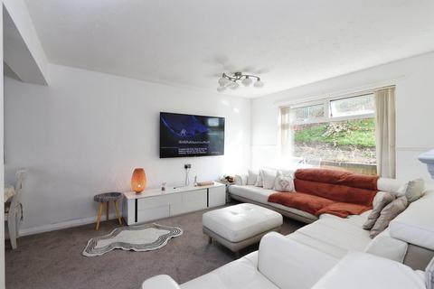 3 bedroom ground floor flat for sale, Guildford Rise, Norfolk Park, Sheffield