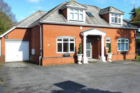 4 bedroom detached house for sale, Linthorpe Road, Poole, BH15