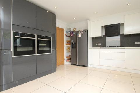 4 bedroom detached house for sale, Linthorpe Road, Poole, BH15
