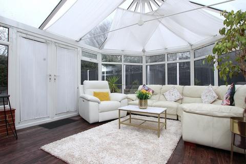4 bedroom detached house for sale, Linthorpe Road, Poole, BH15