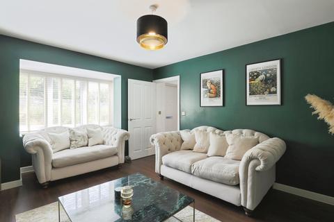 4 bedroom detached house for sale, Daffodil Drive, Lydney