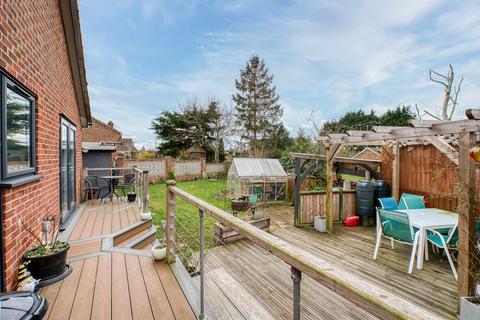 3 bedroom detached bungalow for sale, Jenny Road, Spixworth