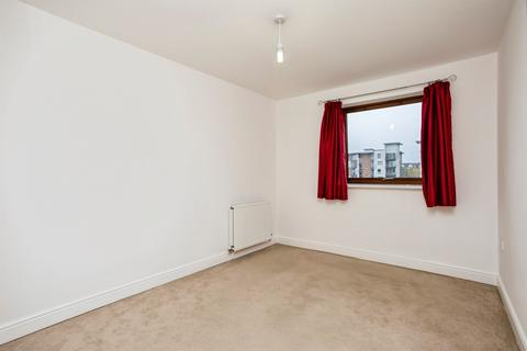 undefined, Commonwealth Drive, Crawley