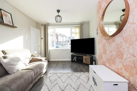 3 bedroom house for sale, Simmonite Road, Rotherham
