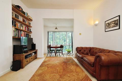 2 bedroom flat for sale, Tisbury Road, Hove