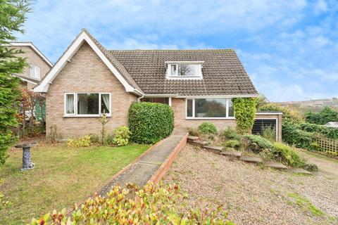4 bedroom detached bungalow for sale, Hillside, CROMER