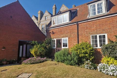 2 bedroom terraced house for sale, Ashdown Court, CROMER