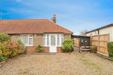 2 bedroom semi-detached bungalow for sale, Norwich Road, Cromer