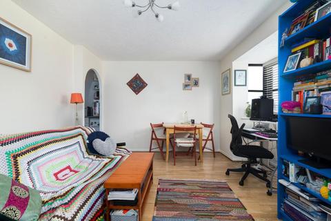 1 bedroom flat for sale, Somerset Gardens, Creighton Road, London