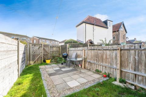 2 bedroom terraced house for sale, Rosebery Road, Cromer