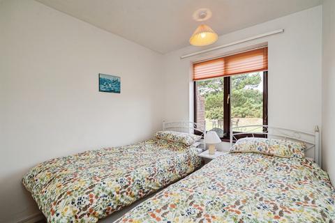 2 bedroom apartment for sale, Overstrand Road, Cromer
