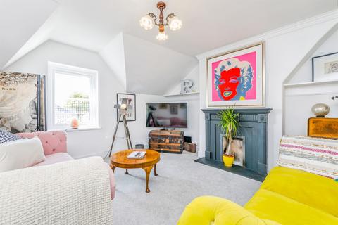 undefined, Cathedral Road, Cardiff