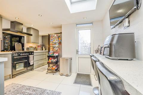 undefined, Severn Grove, Cardiff