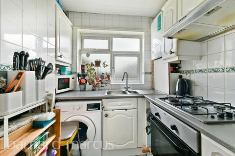 undefined, Lincoln Close, London