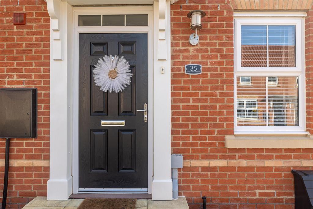 Derwent Road 35 External-2.jpg