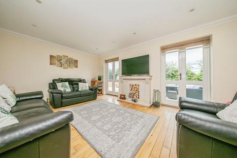 4 bedroom detached house for sale, Parsons Heath, Colchester
