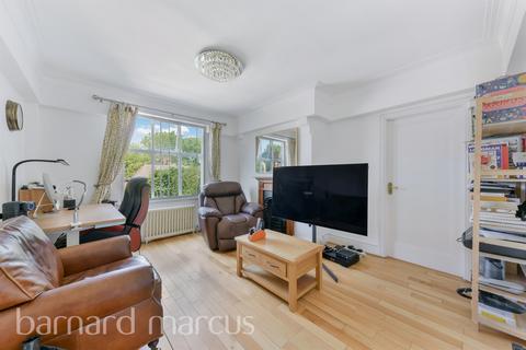 2 bedroom flat for sale, Wellesley Road, Chiswick