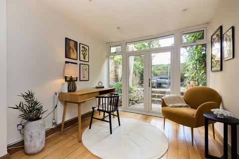 1 bedroom ground floor flat for sale, Holland Road, London