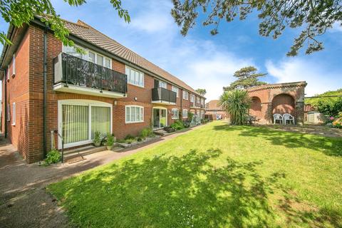 undefined, Louise Close, Walton On The Naze
