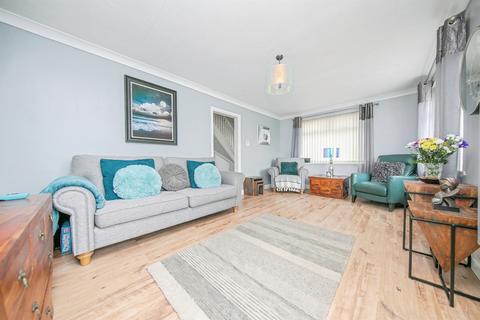 3 bedroom bungalow for sale, Leicester Close, Clacton-On-Sea