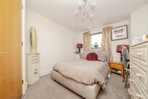 1 bedroom apartment for sale, Carnarvon Road, Clacton-On-Sea