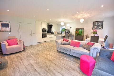 undefined, Lakeview, Crawley, West Sussex, RH10
