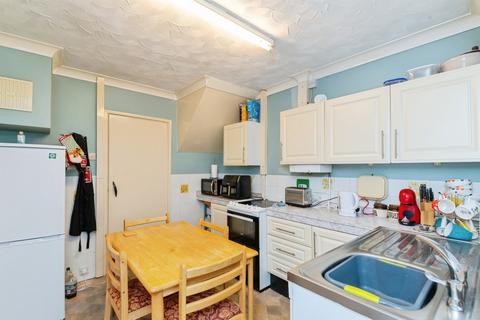 3 bedroom semi-detached house for sale, Tudor Close, Clacton-On-Sea
