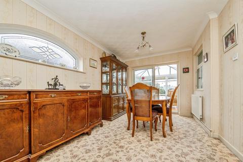 3 bedroom detached house for sale, Jameson Road, CLACTON-ON-SEA