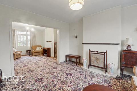 undefined, Shanklin Drive, Leicester