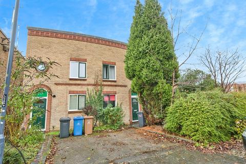 undefined, Wellington Crescent, Derby