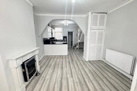 undefined, Pond Road, London, E15