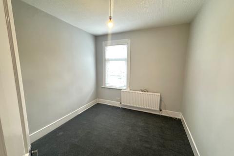 undefined, Pond Road, London, E15