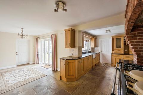 undefined, Saundby Close, Bessacarr, Doncaster