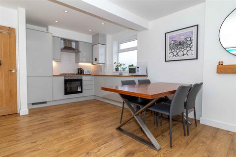 2 bedroom flat for sale, Reigate Road, Worthing