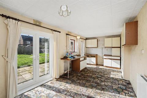 3 bedroom end of terrace house for sale, Larches Avenue, Enfield
