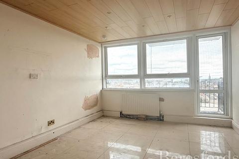undefined, Victor Court, Hornchurch, RM12