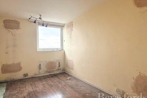 undefined, Victor Court, Hornchurch, RM12