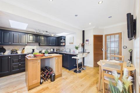 5 bedroom detached house for sale, Milton Road, Aylesbury HP21
