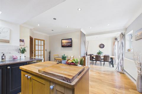 5 bedroom detached house for sale, Milton Road, Aylesbury HP21