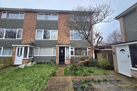 1 bedroom in a house share to rent, Landon Court, GOSPORT