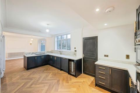4 bedroom semi-detached house for sale, Thorne Road, Wheatley, Doncaster