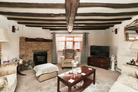 3 bedroom character property for sale, Laughton Road, Dinnington, Sheffield