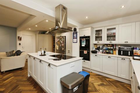 3 bedroom detached house for sale, Nursery Road, Dinnington, Sheffield