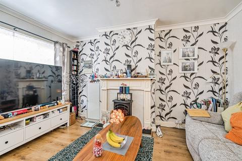 3 bedroom semi-detached house for sale, Lyttleton Close, DUDLEY