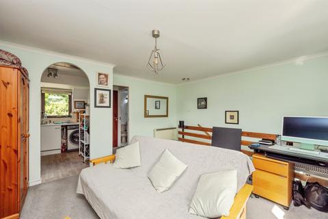 1 bedroom flat for sale, Butt Farm Close, Winterbourne Abbas, DORCHESTER