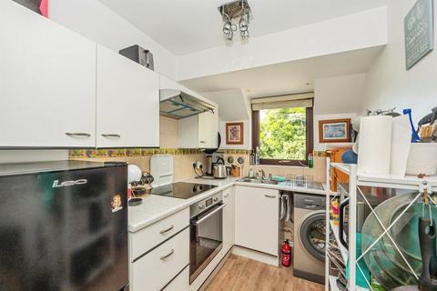 1 bedroom flat for sale, Butt Farm Close, Winterbourne Abbas, DORCHESTER