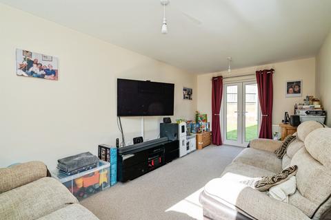3 bedroom detached house for sale, Long Meadow Drive, Diss