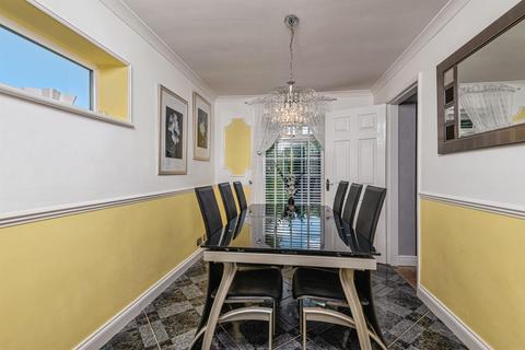 4 bedroom semi-detached house for sale, The Knowl, MIRFIELD