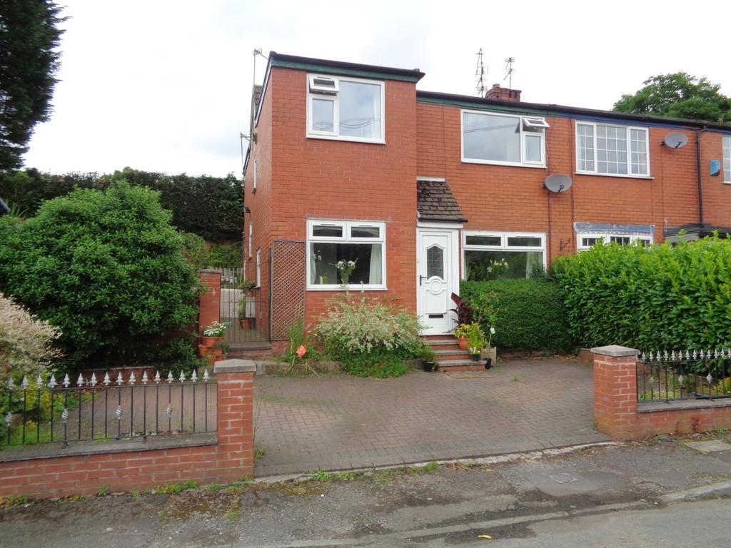 Kearsley Hall Road, Stoneclough, Radcliffe 3 bed semidetached house