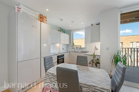 1 bedroom apartment for sale, Plough Lane, London